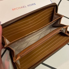 マイケルコース　長財布の画像