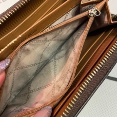 マイケルコース　長財布の画像