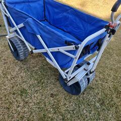 US. アウトドアカートセットの画像