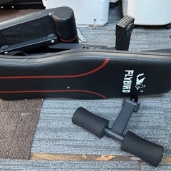 FLYBIRD トレーニングベンチ インクラインベンチ 可変式フラットベンチ アジャスタブル 角度調節簡単 折りたたみ式 収納便利 シットアップ 耐荷重270KG 筋トレ 家庭用の画像
