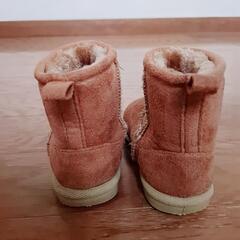 ムートンブーツ16cmの画像