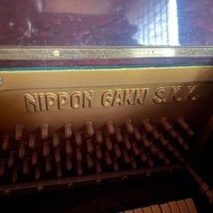 ビンテージピアノの画像