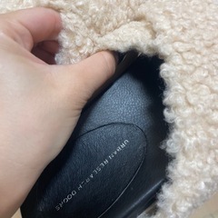 アーバンリサーチドアーズ　厚底ファーサンダルの画像