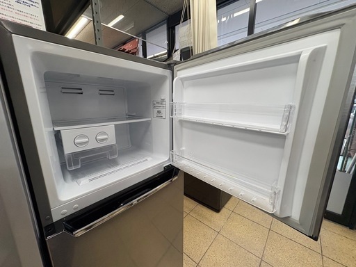 Hisense 冷蔵庫227L HR-B2302 2021年製 11/10ハイセンス/Hisense