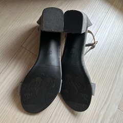 美品　グレー　サンダルの画像