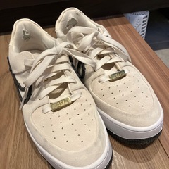 24センチ　厚底NIKEスニーカー