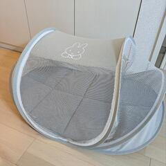 西川 コンパクトベビーベッド 持ち運び ミッフィーの画像