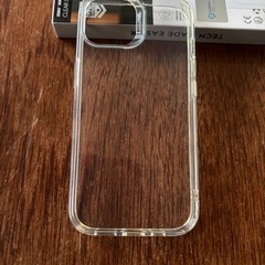 きれいなESRのiphone15用耐衝撃クリアケース売りますの画像