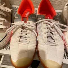 コンバース、PUMAなど22.5〜23cmの靴4点セットの画像