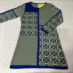 美品ニットワンピース