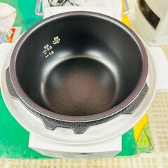 アイリスオーヤマ 電気圧力鍋 PC-MA2-W 2019年製 の画像