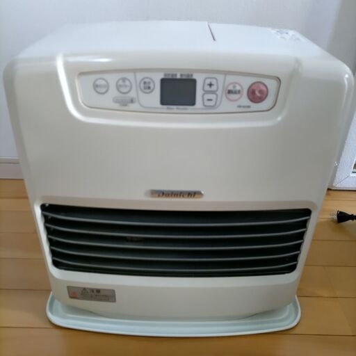 【商談成立】DAINICHI　石油ファンヒーター ダイニチ FW-4218S-W ウォームホワイト
