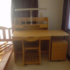 学習机　椅子もセット！　取に来て下さる方に