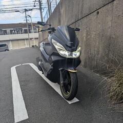 pcx125旧型紺色