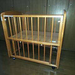 【取引中】KATOJI カトージ　ベビーベッド