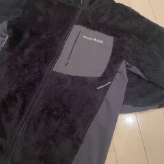 目だった傷なしのmont-bell クリマエアジャケット