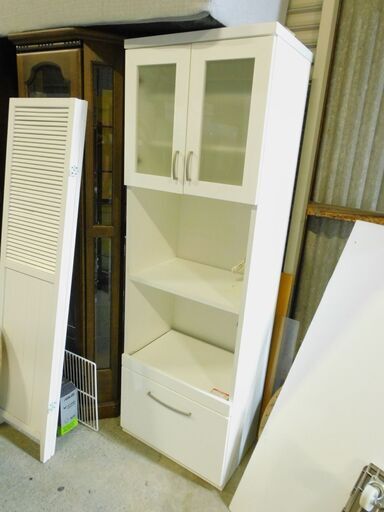 レンジボード 幅約60cm ホワイト コンセント付きレンジ台 食器棚 キッチンボード 炊飯器収納 キッチン収納