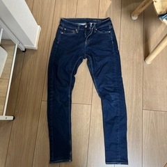 スキニーデニム　サイズS
