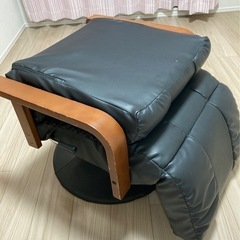 時間限定により値下げ　
1人用ソファ　二脚の画像