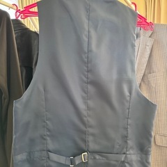 メンズスーツ👔3ピース　A5体の画像