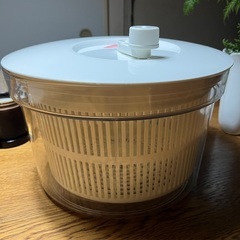 サラダスピナー