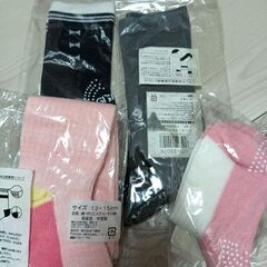 女の子☆肌着100☆靴下13〜15センチ☆新品の画像