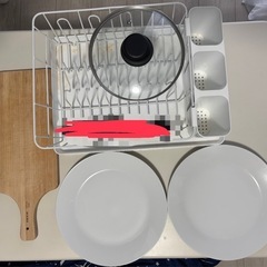 食器セット　フライパン　鍋　お皿　まな板　水切り　の画像