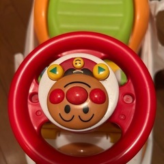 アンパンマン車の画像