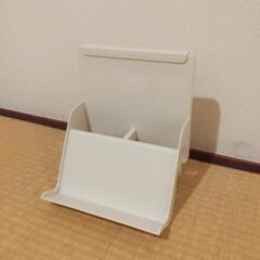 スリーコインズ　シューズラックの画像
