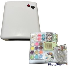 【お譲り先決定】無料　ジェルネイル　UVライト　ラメ等