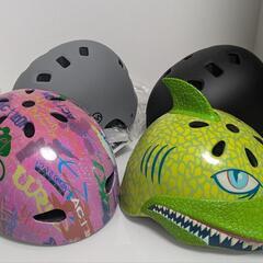 サイクルヘルメット　4点　黒　灰　ピンク　緑の画像