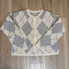 【決まりました】GU アーガイルショートカーディガンの画像
