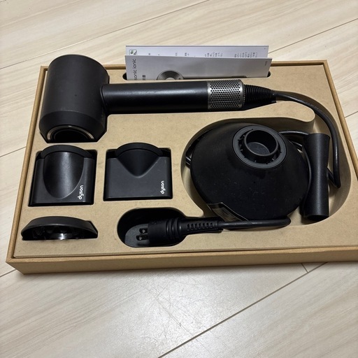 dyson ドライヤー※お取引決まっております※