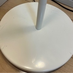 スタンドライト　フロアライト　照明　白　の画像