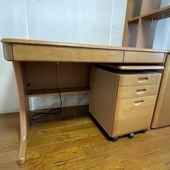 学習デスクの画像