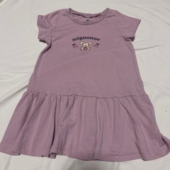 🌼半袖　ワンピース　パジャマ　100の画像