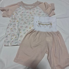 🌼半袖　ワンピース　パジャマ　100の画像