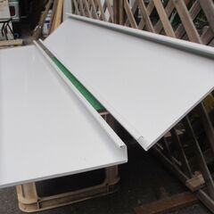 【価格１/2ni下げました】中量スチール棚板の画像