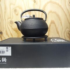 南部鉄器　岩鋳　急須セット　敷台付　新品