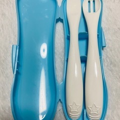 EEISON スプーン&フォーク　お食事エプロンセット　子供　キッズ　カトラリー　持ち運びケース付きの画像