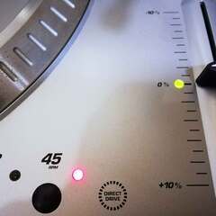 Numark ◆ レコード プレーヤー ターンテーブル TT1650 ダイレクトドライブ ピッチコントローラー / アナログ DJ vinyl バイナル ◆ ヌマークの画像