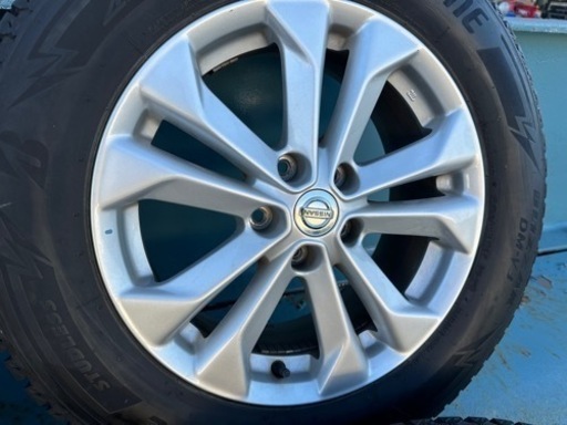 美品　ブリヂストン　スタッドレス　DM-V3  バリ溝　2021年製　225/65R17 溝有り　アルミ　ホイール　SUV