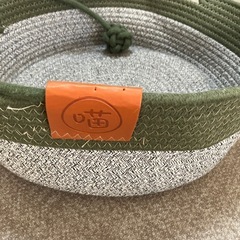 おもちゃ付きペットベッドの画像