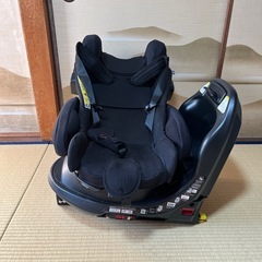 Aprica フラディアグロウ　ISOFIX セーフティプラスの画像