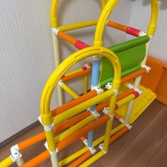 滑り台つきジャングルジム