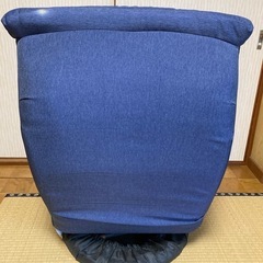 回転式座椅子　リクライニングチェアーの画像