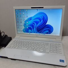 【お取引中です】FUJITSU　15インチ　高性能core i7...