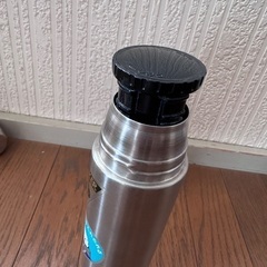 ステンレス水筒の画像