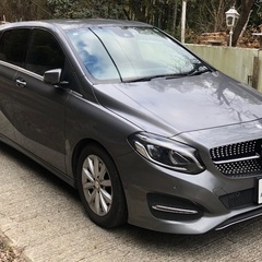 車検取立てのベンツです。の画像