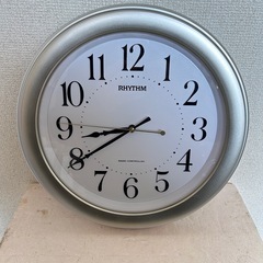 電波壁掛け時計　一月末まで